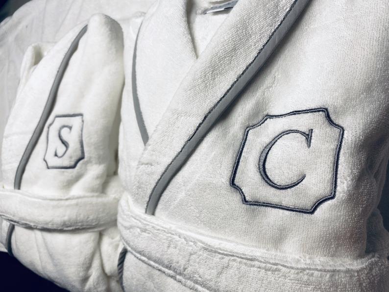 Turkish Plush Robe with Piping